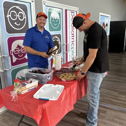 Host Family Thankgsgivig with the Help of Hope Outdoors